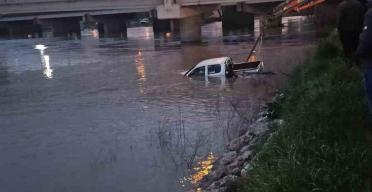 Bursa'da Dere Akıntısına Kapılan Sürücü Hayatını Kaybetti