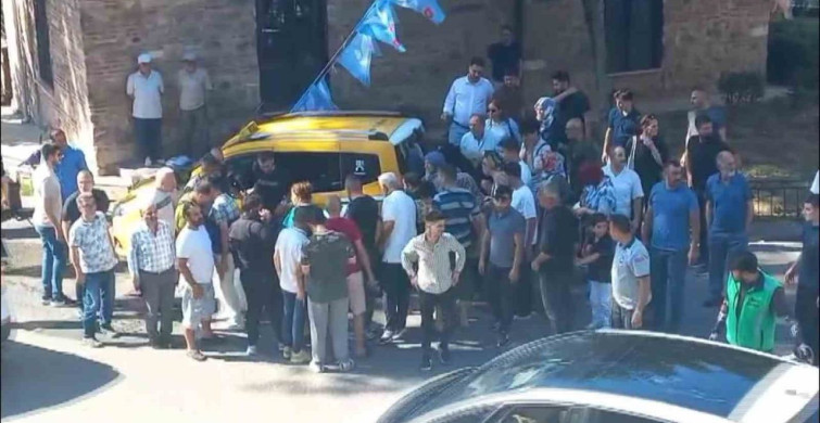 Bursa'da genç avukat taksinin altında kalarak ağır yaralandı