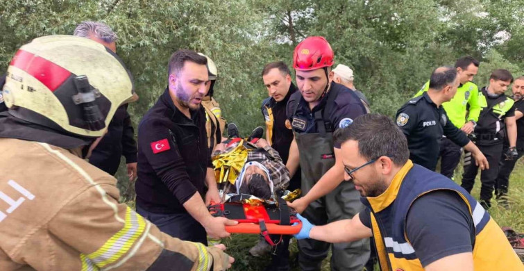 Bursa'da Genç Dereye Düşerek Kurtarıldı