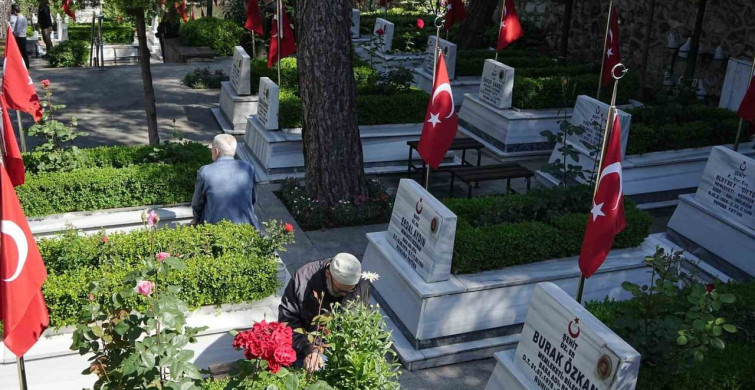 Bursa'da Hüzünlü Kurban Bayramı Ziyareti