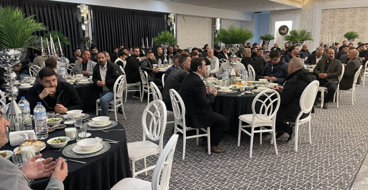 Bursa'da İftar Sofrasında Barış Duyguları