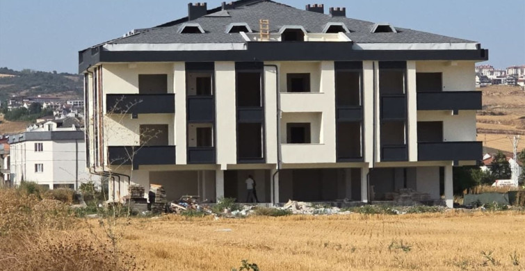 Bursa'da İnşaatta Yüksekten Düşen İşçi Ağır Yaralandı