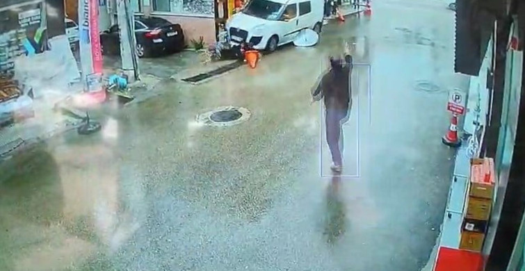 Bursa'da Kamyonet Altında Kalan Anne ve Oğlu Taburcu Oldu