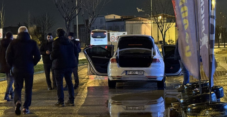 Bursa'da Kovalamaca Sonrası El Bombası ve Tabanca Ele Geçirildi