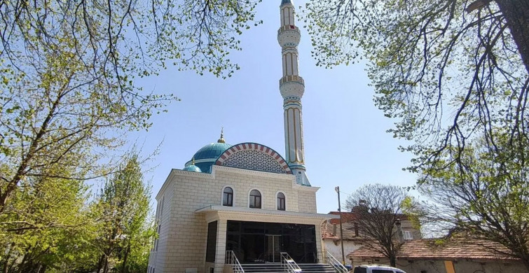 Bursa'da köylü kadınların desteğiyle 2.5 senede yeni cami inşa edildi!