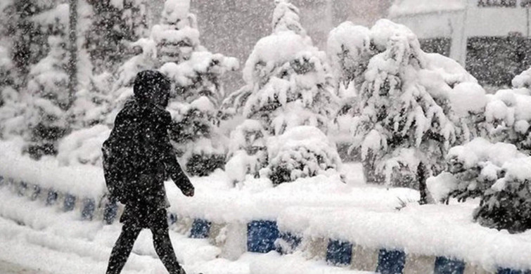 Bursa'da okullar tatil mi? 28 Mart 2022  Bursa'da okullar tatil mi? Bursa Valiliği son dakika açıklamaları