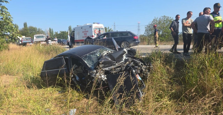 Bursa'da Otomobil Kazası: 4 Yaralı