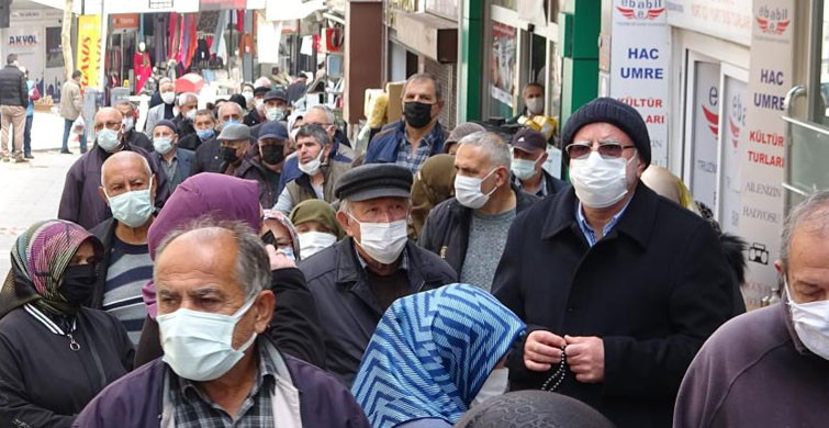 Bursa’da Ramazan Öncesi Vatandaşlar Alışverişe Akın Etti