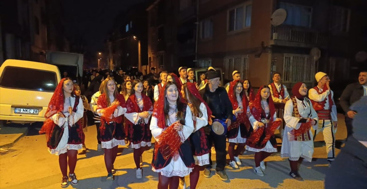 Bursa'da Rumeli Ezgileriyle Sahur Gelenekleri Canlandı