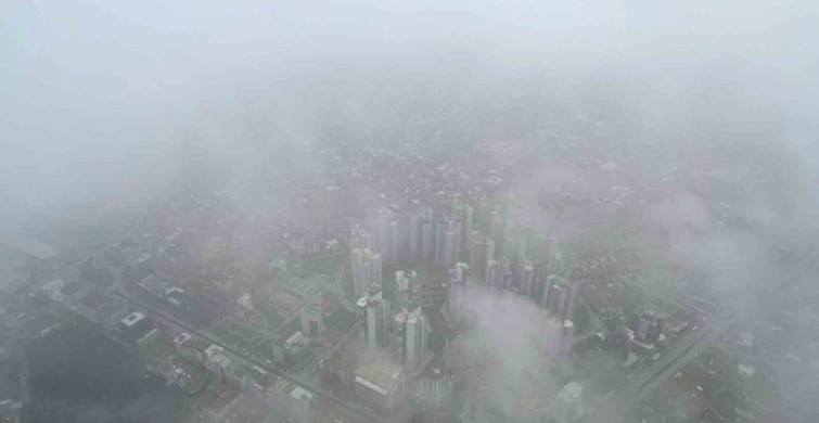 Bursa'da Sabah Saatlerinde Sis Etkili Oldu