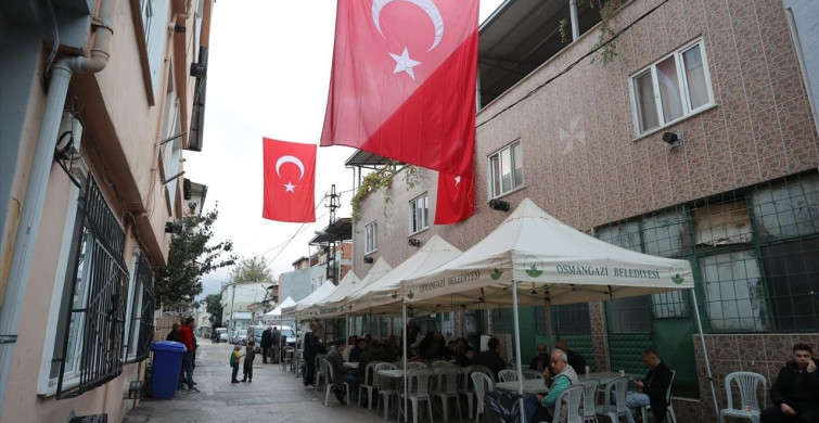 Bursa'da Şehit Ramazan Yağız'ın Ailesine Taziyeler Ziyaret Edildi