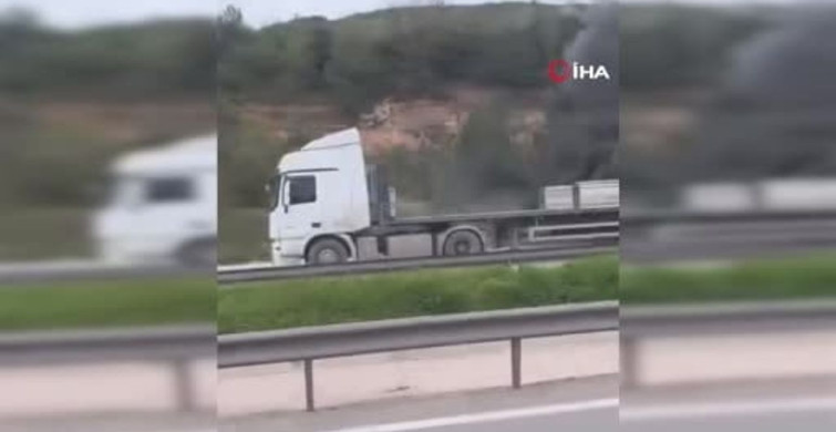 Bursa'da Seyir Halindeki Kamyon Yangını Kontrol Altına Alındı
