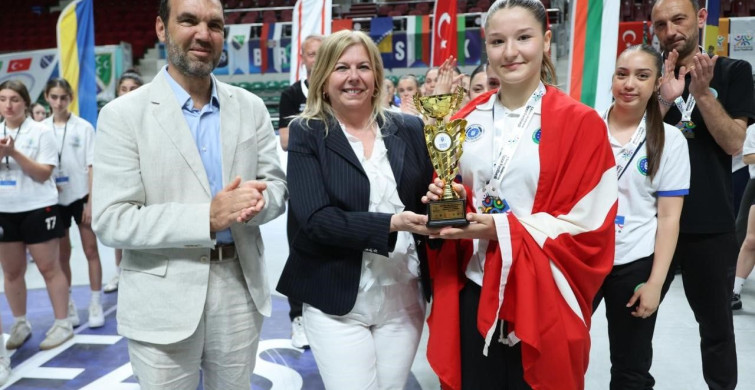 Bursa'da Sporun Birleştirici Gücü: Kardeş Şehirler U16 Kızlar Basketbol Turnuvası