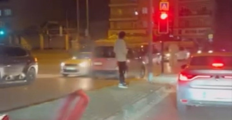Bursa'da Ters Şeride Giren Araç Trafik Güvenliğini Tehdit Etti