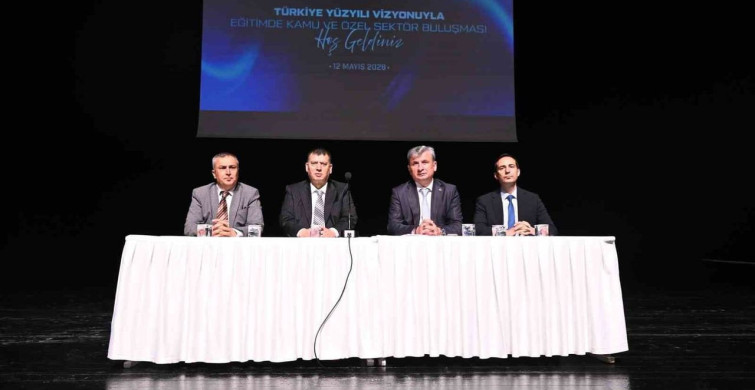 Bursa'da Türkiye Yüzyılı Vizyonuyla Eğitimde Kamu ve Özel Sektör Buluşması