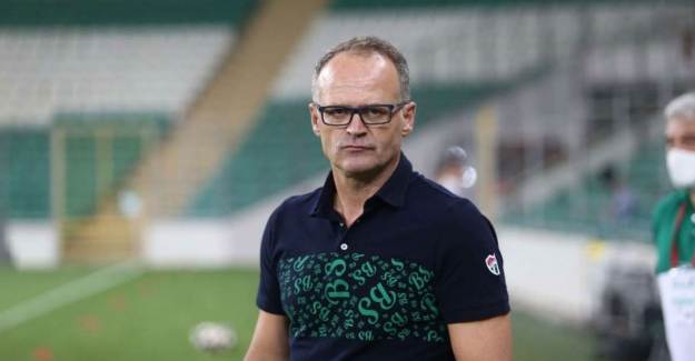 Bursaspor, İrfan Buz ile Yollarını Ayrıldı!