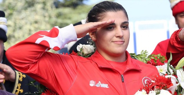 Busenaz Sürmeneli: 'Ringi Çok Özledim'