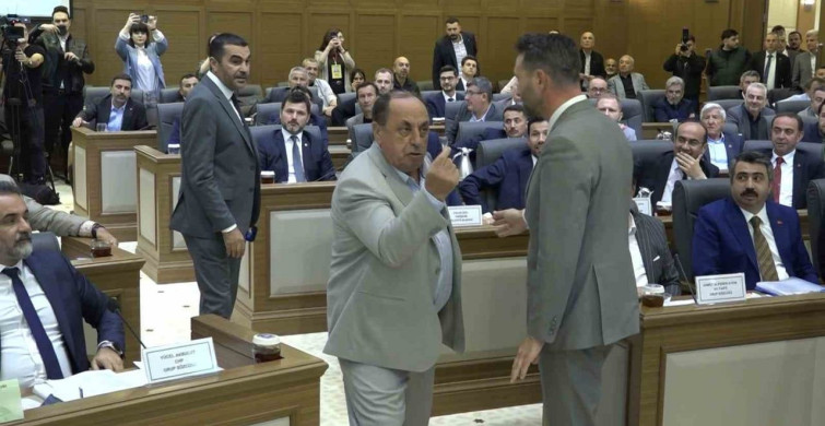 BUSKİ Genel Kurulu’nda Su İndirimi Tartışmaları