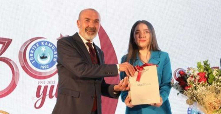 Büşra Kayalı Durmaz'a yılın annesi ödülü: Bu ödül sana annenin ak sütü gibi helal
