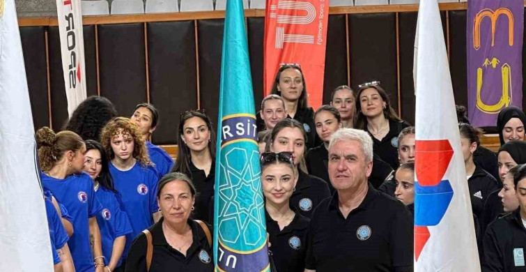 Buü kadın hentbol takımı Türkiye şampiyonu oldu