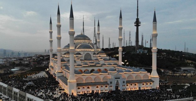 Büyük Çamlıca Camii Açılıyor