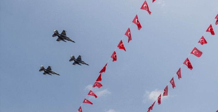 Büyük Zafer'in 103. Yıldönümü Kutlamaları Adana, Mersin, Hatay ve Osmaniye'de Yapıldı