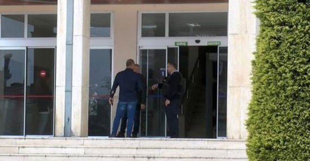 Büyükçekmece Kaymakamlığı'na Saldırı iddiası