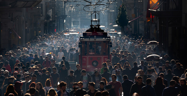Büyükelçiliklerden peş peşe terör uyarısı: Kalabalık yerlerden uzak durun