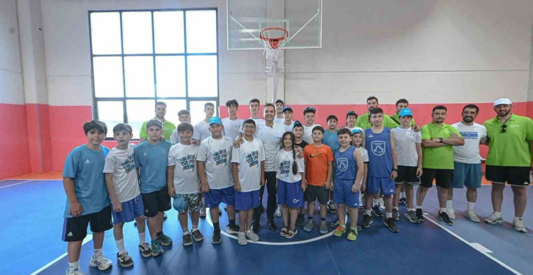 Büyükşehir, atıl depoları modern spor kompleksine dönüştürdü