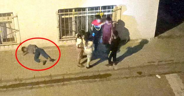 Cadde Ortasında Bayılan Arkadaşlarına Aldırmadan Nargile İçtiler