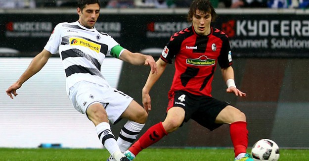 Çağlar Söyüncü’den Freiburg’a Kötü Haber!