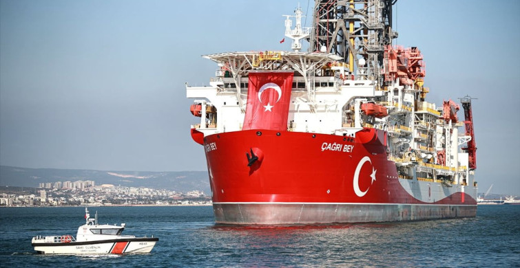 Çağrı Bey Sondaj Gemisi Somali'ye Uğurlandı