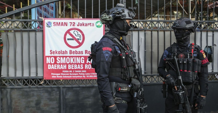 Cakarta'da Camide Patlama: 54 Yaralı