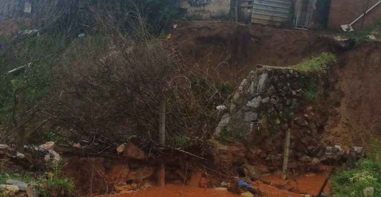 Çakırlar Çayı Taştı: Yıkılma Riski Bulunan Ev Tahliye Edildi