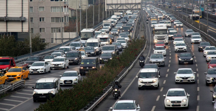 Çalışmalar 10 gün boyunca devam edecek: İstanbul’da o yolun tüm şeritleri tamamlanacak