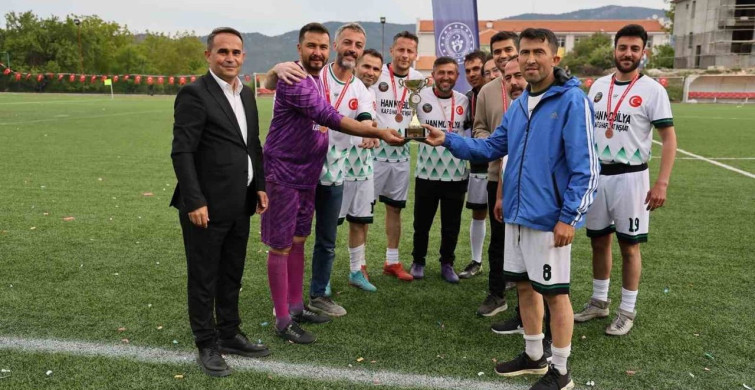 Çameli'de Futbol Turnuvası Şampiyonu Belli Oldu