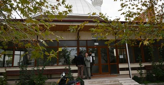 Cami Avlusunda Bebek Bulundu