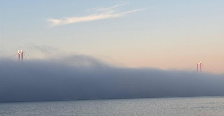 Çanakkale Boğazı'nda Gemi Geçişleri Yeniden Başladı