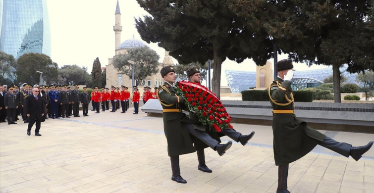 Çanakkale Deniz Zaferi'nin 111. Yıl Dönümü Azerbaycan'da Kutlandı