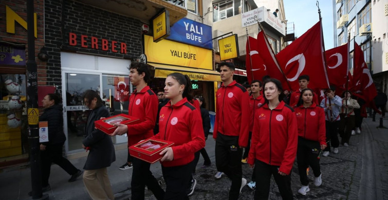 Çanakkale Deniz Zaferi'nin 111. Yılı Kutlandı