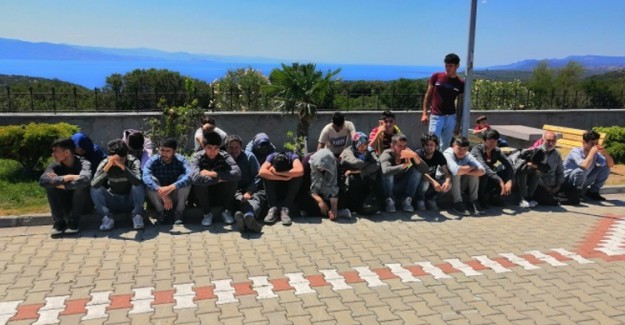 Çanakkale'de 80 Mülteci Yakalandı