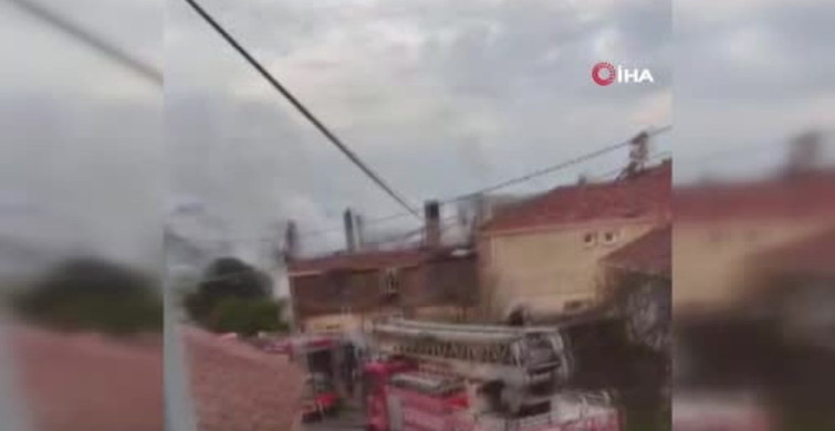 Çanakkale’de Baca Yangını: Çatı Küle Döndü