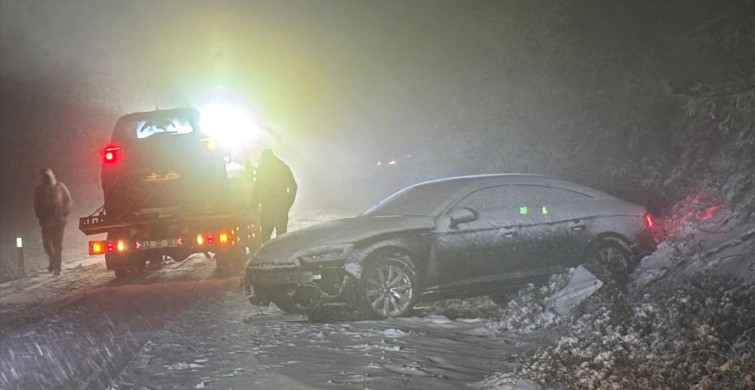Çanakkale'de Kar Yağışı Etkili Oldu
