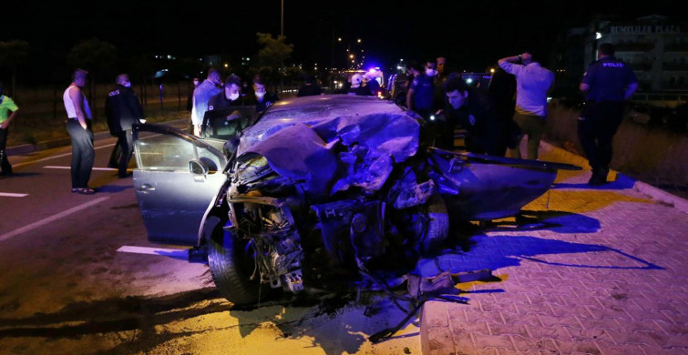 Çanakkale'de Korkutan Kaza! 1 Polis Ve 1 Astsubay Şehit Oldu