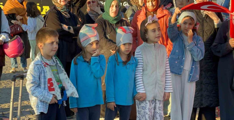 Çanakkale'de Sumud Filosu İçin Destek Gösterisi