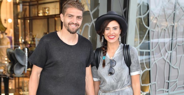 Caner Erkin Aşeren Şükran Ovalı'yı Yemeğe Çıkardı