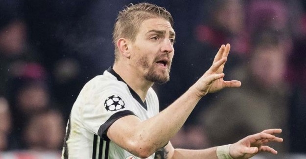 Caner Erkin Beşiktaş’ta Devam Ediyor