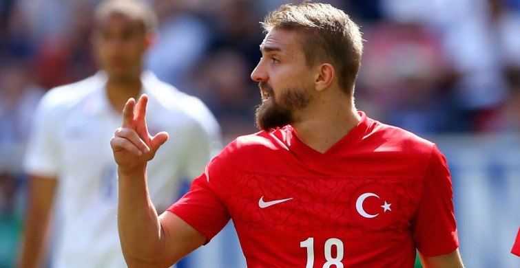 Caner Erkin zirvedeki ikiliyi es geçti: Yeni takımının kulüp binasına gitti