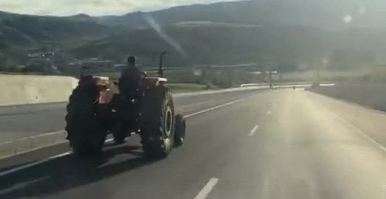 Çankırı'da hız sınırını aşan traktör sürücüsünün 80 kilometre hızla giden aracı solladığı anlar kaydedildi