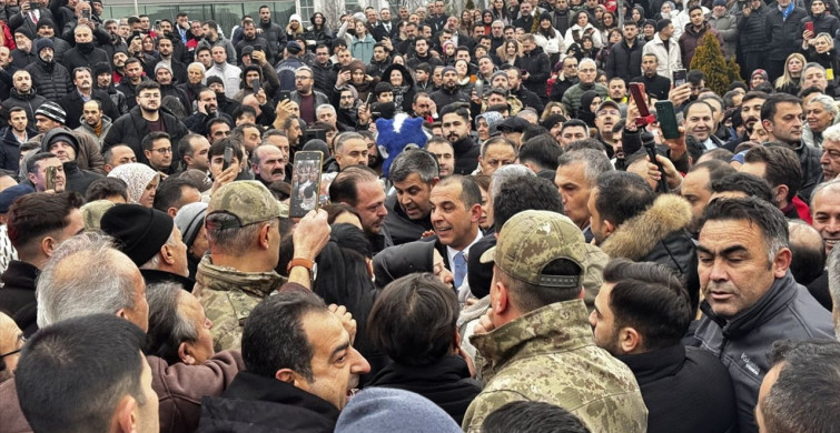 Çankırı'dan Iğdır'a Atanan Vali Taşolar İçin Uğurlama Töreni Düzenlendi